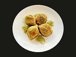 Gaziantep'ten Fıstıklı ve Kaymaklı Midye