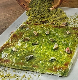 Fıstıklı ve Kaymaklı Kare Katmer